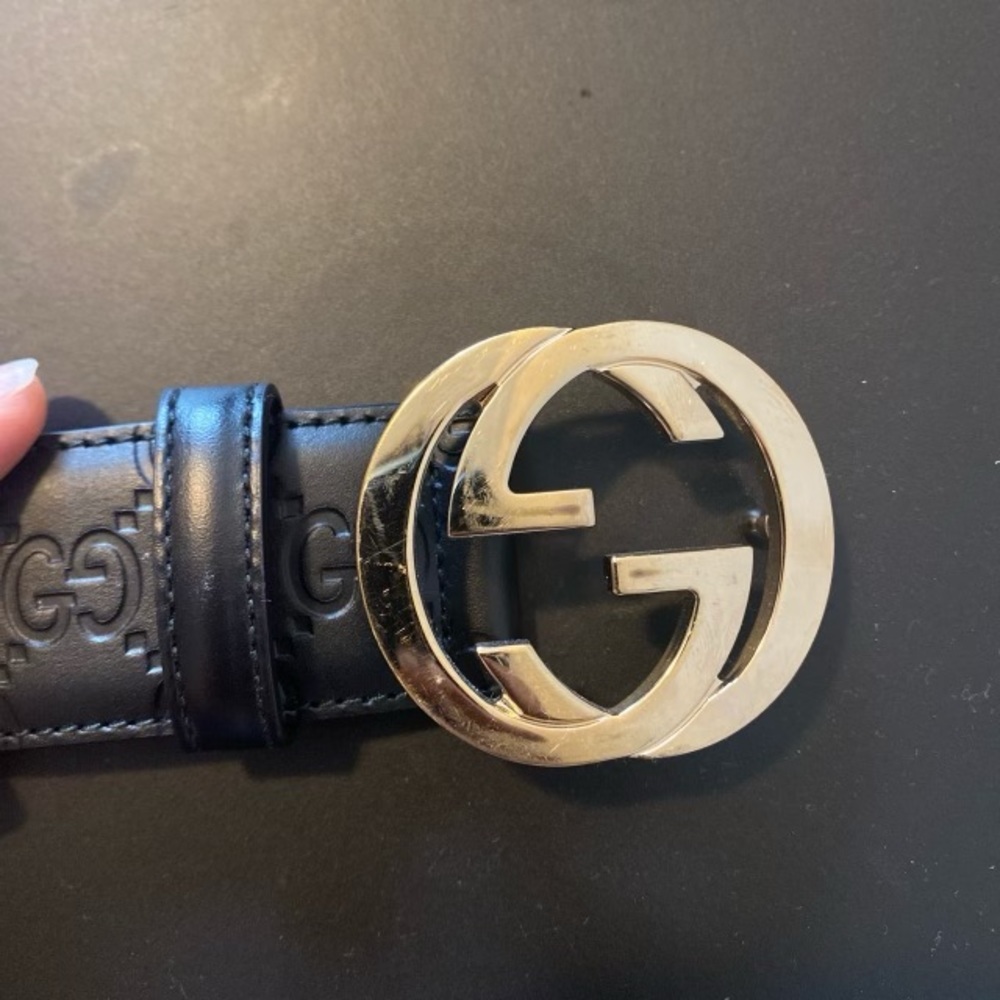 Authentic Mens GUCCI belt size 30